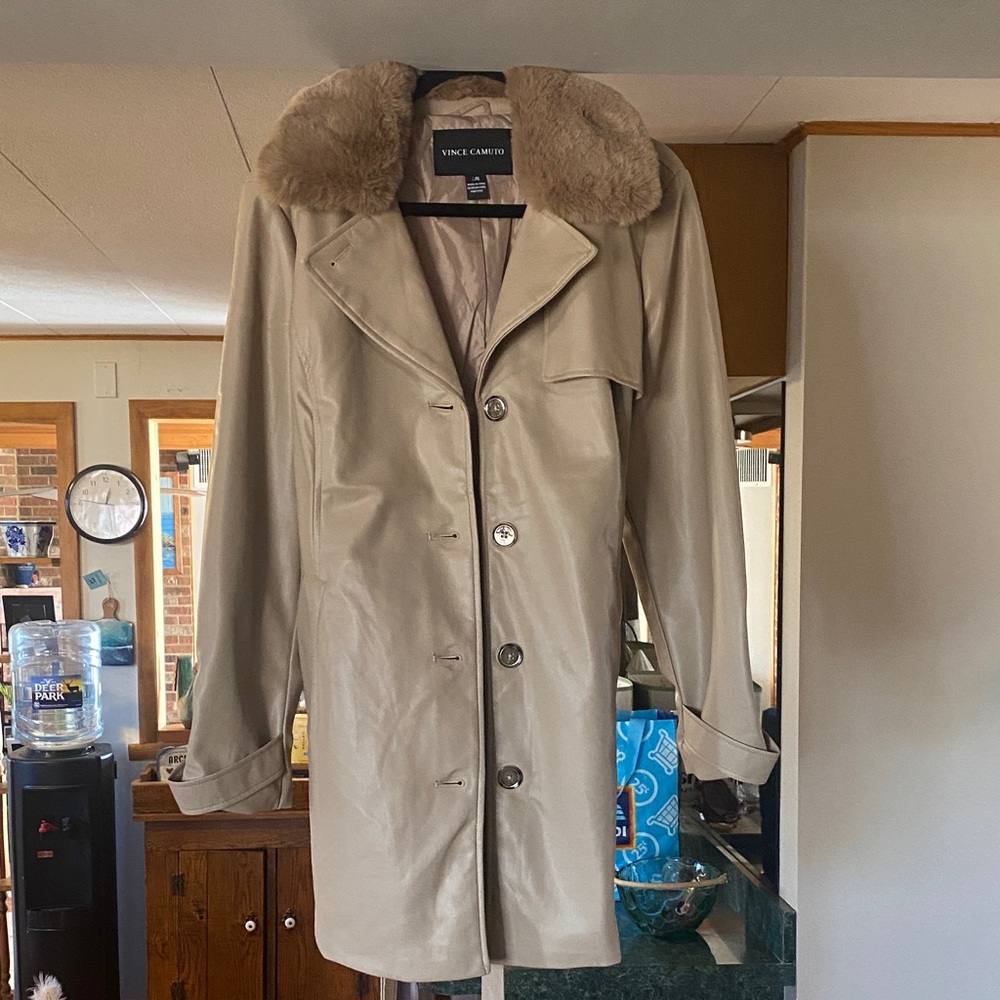 Vince Camuto Tan Trench Coat with Faux Fur Collar